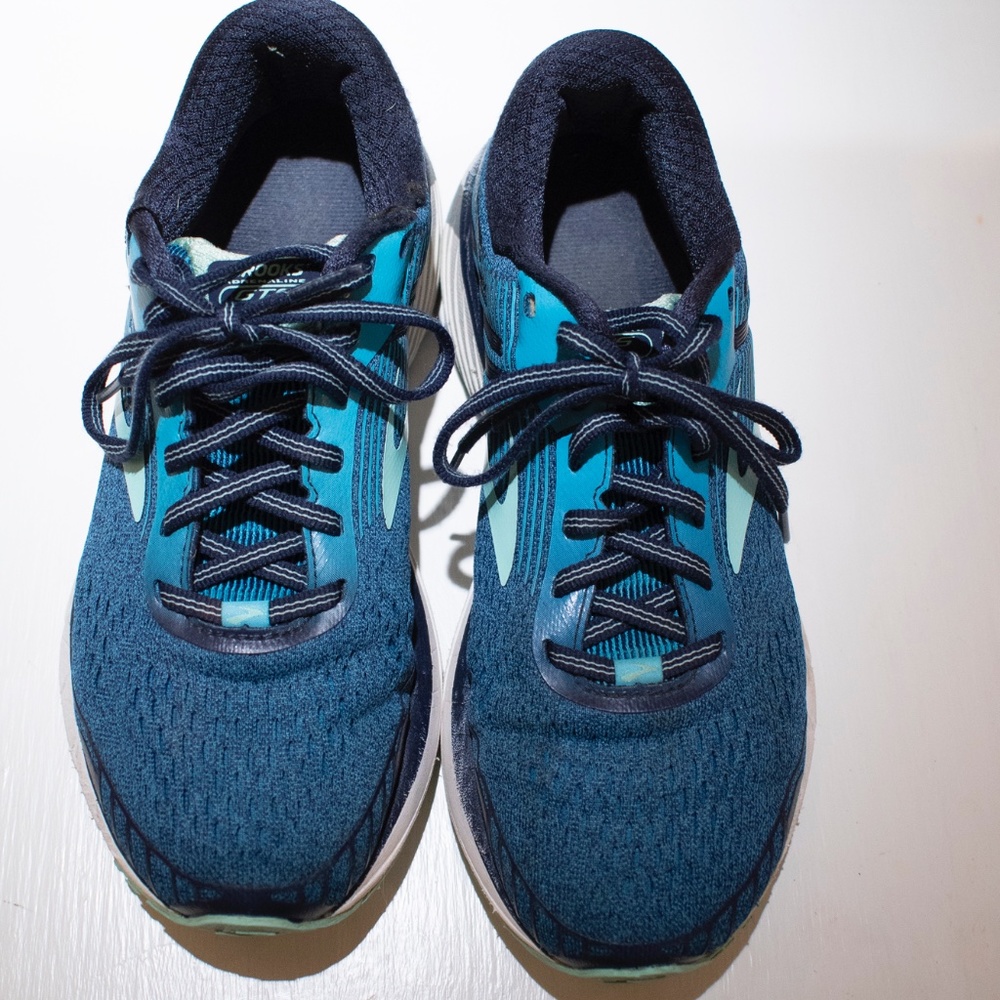 Brooks | Size 8 | Running shoes